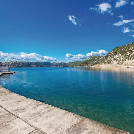 Apartment Gorgeous In With Wifi Crikvenica