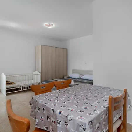 Cozy In With Wifi Apartament *